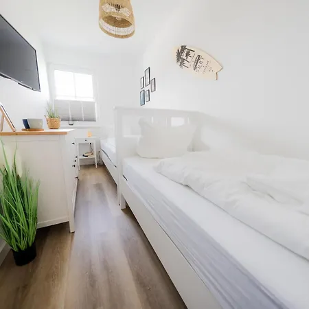 Haus Q Superior - Haelfte 1 Сasa de vacaciones Zingst